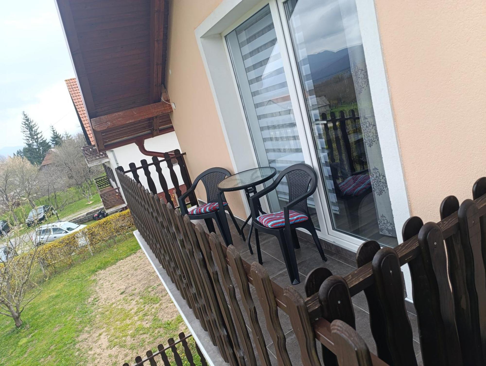 Guest House Toic Korenica Chambre photo